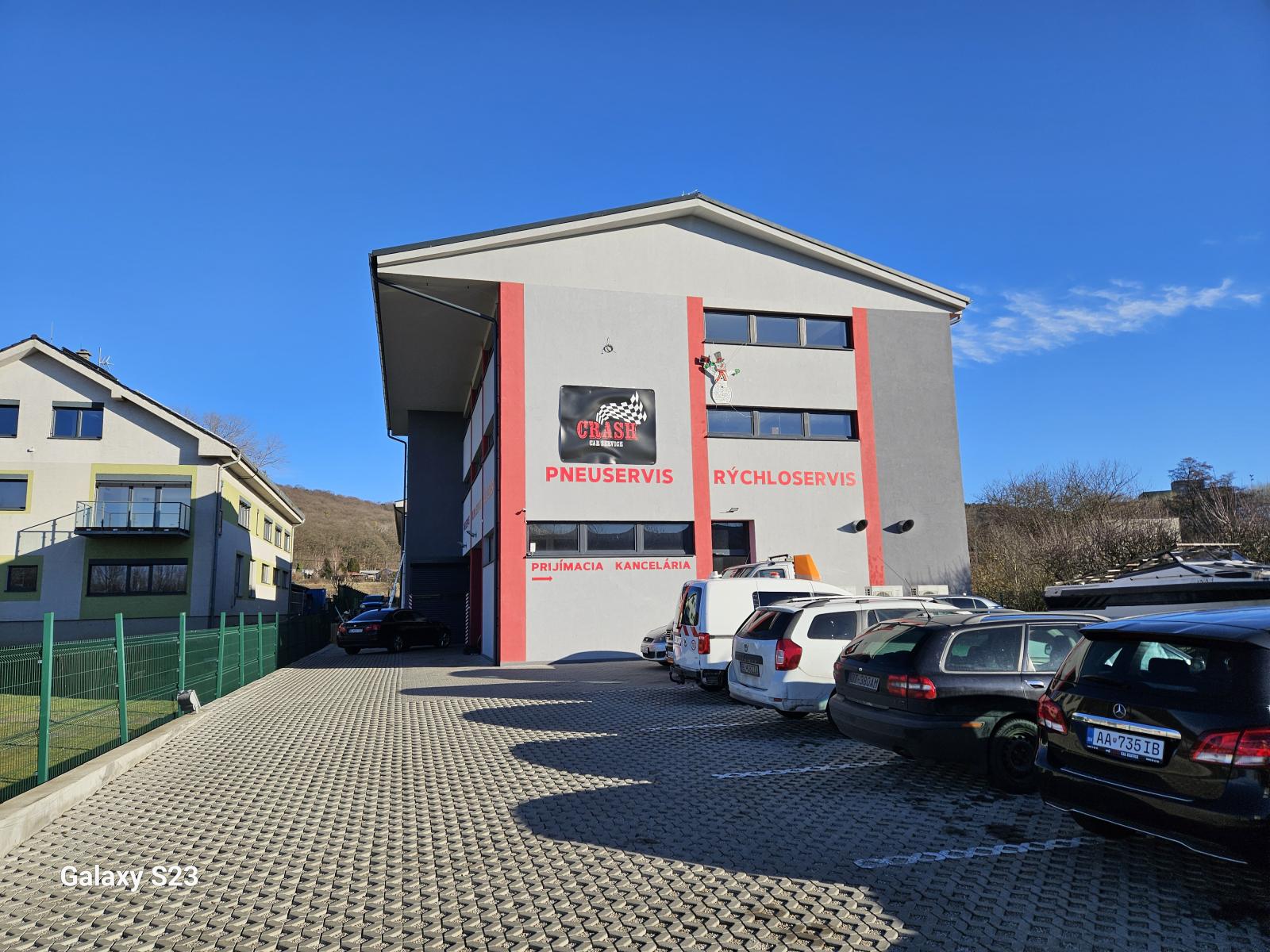 Listing image